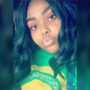 Meet your Posher, Markia